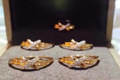 阿森纳续约萨利巴 拜仁慕尼黑错失马丁内利 足坛转会市场风云录